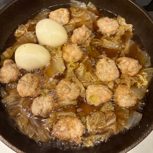 おかか昆布🍙の作ってみた!投稿(ワンパン10分！【鶏肉と白菜のすき煮】時短で味染み♩)