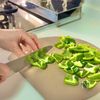 鶏ピーマン味噌炒めの工程1