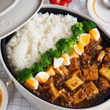 ＜BRUNO＞おかわり保障♪厚揚げ入り焼きチーズカレー