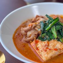 豆乳を使ってまろやかに✨豆乳キムチチゲ🍲