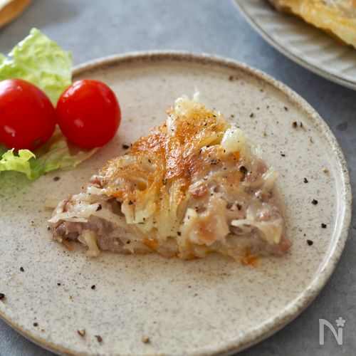 食べ出したら止まらない【豚こまとじゃがいものチーズ焼き】