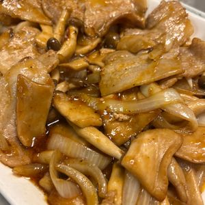 CK’の作ってみた!投稿(ごはんがすすむ♩豚肉とたっぷり玉ねぎのトンテキ風炒め)