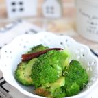 ブロッコリーとチーズのペペロンチーノ【作り置き】