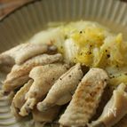白菜消費に！手羽中と白菜のあっさり煮