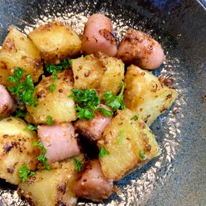 ゆかりの作ってみた!投稿(ワンパン10分！【ソーセージとポテトのハニーマスタード炒め】)
