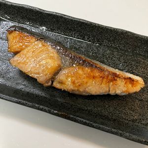 (・∀・)コロンの作ってみた!投稿(漬けるだけ！ぶりの塩麹柚子胡椒焼き)