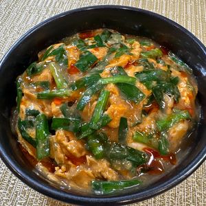 楽ラク手抜キッチン🐶🐾の作ってみた!投稿(ワンパン10分で！とろとろ♪【あんかけニラ玉丼】)