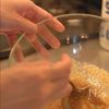 蒸しなすとみょうがのごま和えの工程2