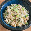 ぱぱっと作れる♪鶏皮と小松菜のチャーハン