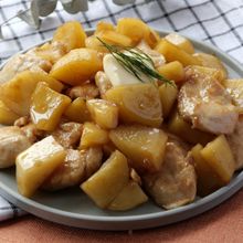 【10分で完成💛】ささみとじゃがいもの甘辛バター照り焼き