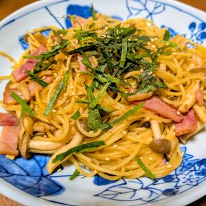 sengaの作ってみた!投稿(【青じそ香る】めんつゆバターの和風ガーリックスパ#味付け簡単)