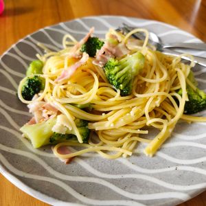 のびちゃんの作ってみた!投稿(【別ゆでなし簡単ワンパン】ブロッコリーとベーコンのパスタ)