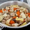 『鶏肉とたけのこのうま煮』味しみ♪ご飯に合う☆やさしい煮物♡の工程3