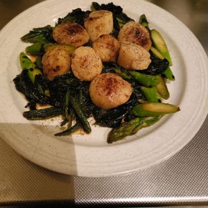 Shiroi_samの作ってみた!投稿(【ホタテとほうれん草のバターソテー】白ワインにぴったり♪)