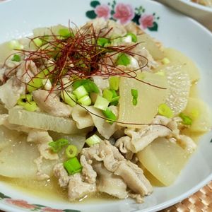 ヴェルの作ってみた!投稿(【じゅわっと旨み】白だし豚バラ大根)