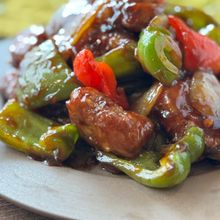 豚ヒレ肉の黒酢酢豚【柔らかジューシー】