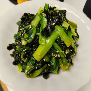 もんぶらん°・*:.。.☆の作ってみた!投稿(レンジで5分！【小松菜とわかめの旨ダレナムル】胡麻油香る♩)