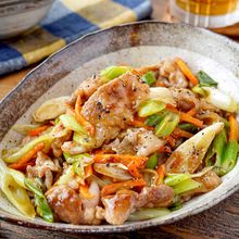 食欲そそる♡ネギの香りたっぷり【豚肉と長ネギのコク旨炒め】