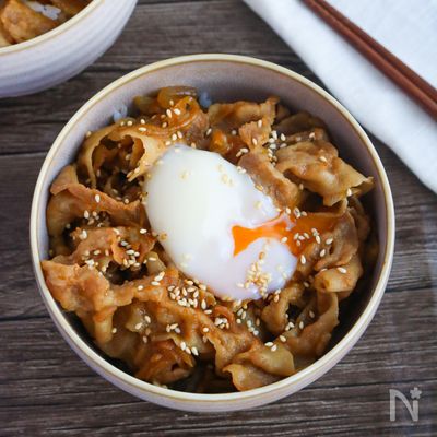 止まらないガッツリ飯!スタミナ味噌豚丼