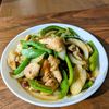 るるる♪の作ってみた!投稿(行列の定食屋さんの🍚ピーマンと玉葱のテリヤキチキン炒め🤩)