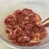 豚こま肉で食べごたえ抜群♬ワンパン蒸し餃子♬の工程2
