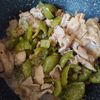 Yukkの作ってみた!投稿(こってり胡麻だく☆豚バラピーマン)