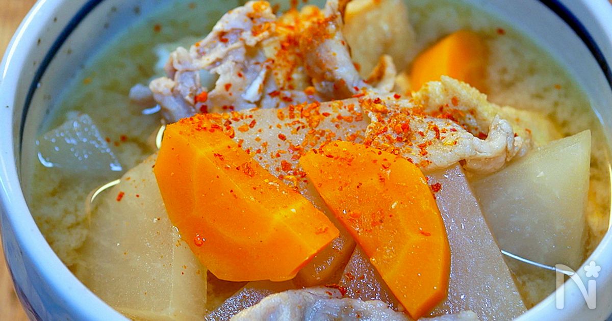 暖まろう「大根の味噌汁（ほぼ豚汁）」