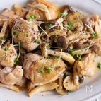 定番＊鶏肉としめじのガリバタペッパー醤油炒め