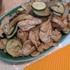 NYの作ってみた!投稿(調味料２つ♡豚こまとズッキーニの玉ねぎ生姜ポン酢炒め)