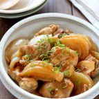 『鶏肉と新玉ねぎの照り煮』しょうが風味でごはんがすすむ！