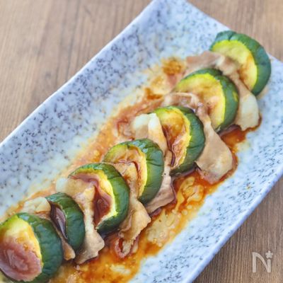 爆速やみつき！【ズッキーニと豚バラのレンチン蒸し】