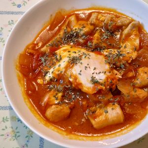 MmmZzzの作ってみた!投稿(【チキンと半熟たまごのトマト煮】虜になるおいしさ…♡)