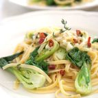 ガーリックレモン青菜ぺペロンチーニパスタ