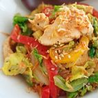 春キャベツと鶏胸の怪味ソース和え