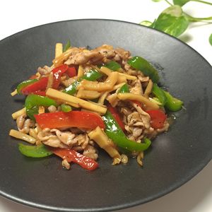 とのちゃまの作ってみた!投稿(青椒肉絲(チンジャオロースー)。)