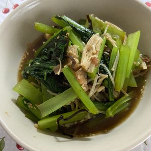 万福の作ってみた!投稿(レンジで簡単！あと一品『小松菜とえのきの塩昆布おかか和え』)