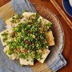 薬味まみれ！ごま油香るシラスと豆腐のサラダ
