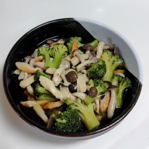 めぇの作ってみた!投稿(【ブロッコリーとしめじの煮びたし】煮汁も美味♪)