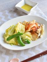 鶏ムネと春キャベツのフライパン蒸し＊