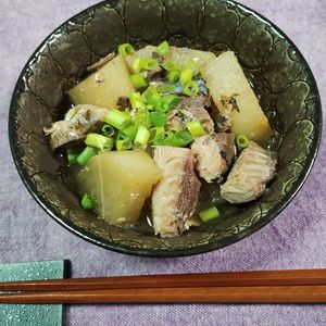 M＊Pの作ってみた!投稿(鯖缶と大根の煮物)