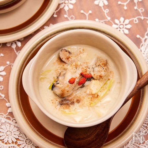 牡蠣と豆腐の豆乳薬膳スープ〜巡りを整え、潤うあたたかスープ〜