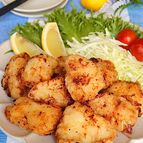 外はサクサク！中はしっとりジューシー♡鶏胸肉の旨塩唐揚げ