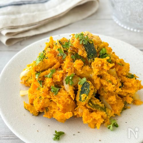 かぼちゃと甘酢玉ねぎのデリサラダ【レンジで簡単】