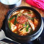 【ピリ辛うまっ♡豚ばらと豆腐のチゲ風スープ】ぽかぽか大満足！
