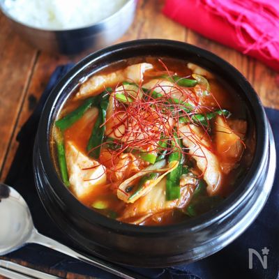 【ピリ辛うまっ♡豚ばらと豆腐のチゲ風スープ】ぽかぽか大満足!
