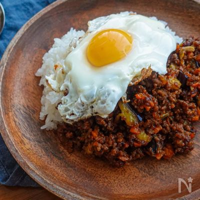 豚肉と相性バツグン！！茄子のドライカレー
