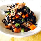 具だくさん♪ごちそう✴︎あさり入りのひじきの炒め煮