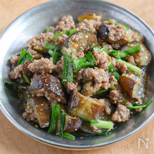 白いごはんがすすむ！ナスとニラのみそ炒め