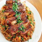 「さぼるために一生懸命」を追及した、一番私らしいレシピ「炊飯器で豪快スペアリブ飯」
