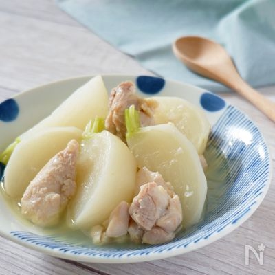 うま味しみわたる！かぶと鶏もものやさしい塩麹スープ